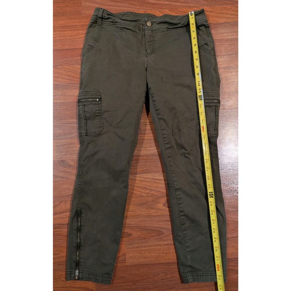 Athleta Cargo Pants Womens 8 Olive Green Utility Zip Ankle Hiking Outdoor - Picture 4 of 6